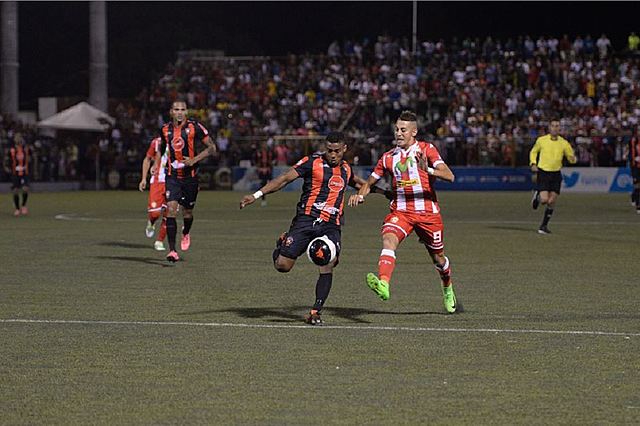 Primera competencia de Ligas