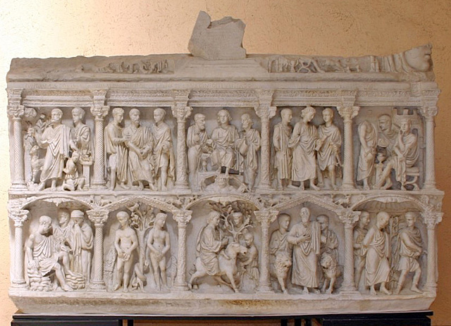 Sarcófago de Junio Basso