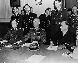 Se firma la rendición del III Reich