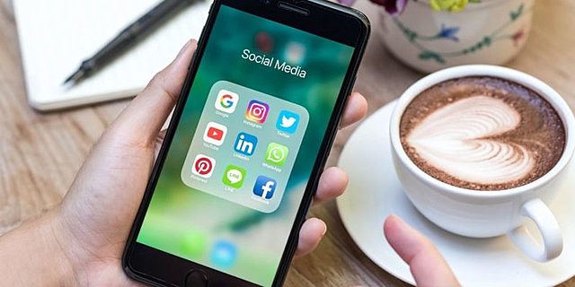 LA INCORPORACIÓN A LOS TELÉFONOS CELULARES