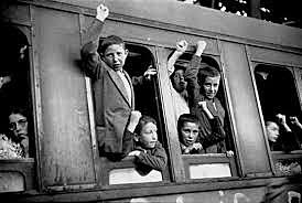 El exilio de los niños durante la guerra civil” nos salvaron de la guerra, pero nos perdieron para siempre” (marzo de 1937, salen los primeros 400 niños y durante ese año llegaron unos 20 mil a Francia..)