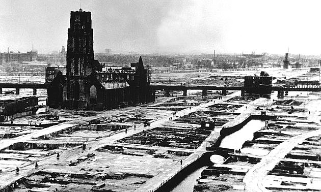 Bombatámadás Rotterdam ellen