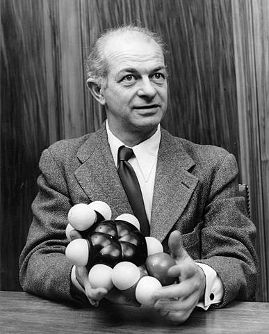 LINUS PAULING