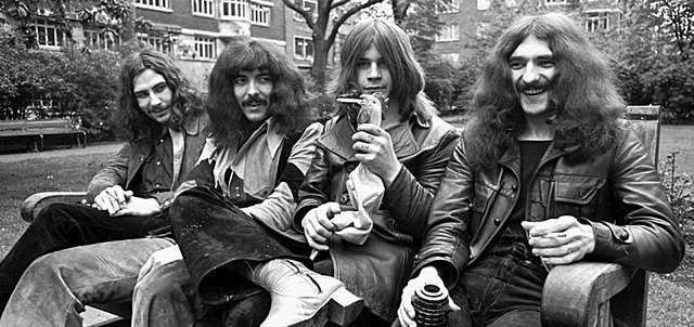 PRIMER BANDA DEL METAL