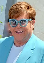 Tallinna lauluväljakul esines Elton John
