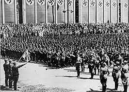 Hitler envía a la legión condor a España