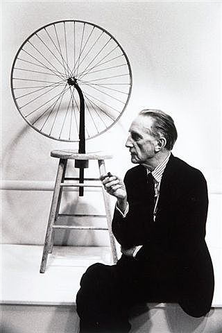 Primer ready-made- Marcel Duchamp