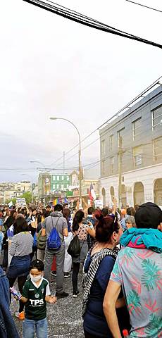 Sebastian Piñerak barkamena eskatzen du