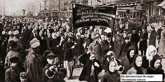 Celebración por primera vez del Día Internacional de la Mujer