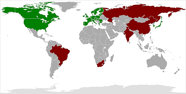 Conformación de la "Triada"