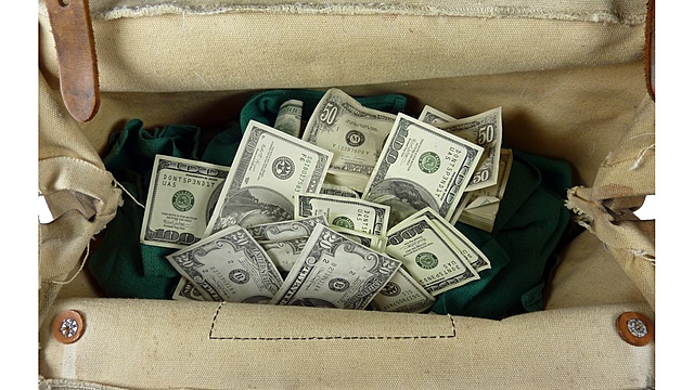 Nace la Bolsa de México