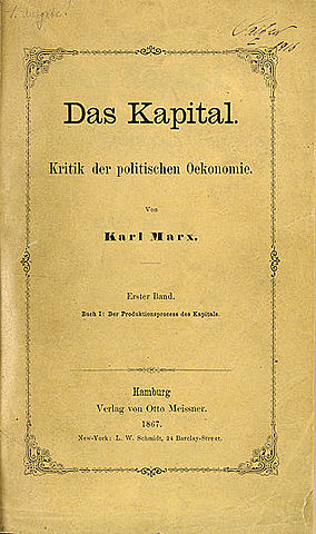 Karl Marx publica el primer tomo de El Capital
