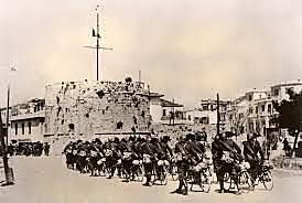 Mussolini invade Albania