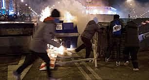 Tercera noche de daños