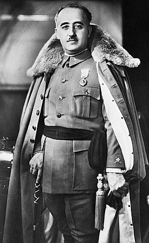 Dictadura del general Franco (1939-1945)