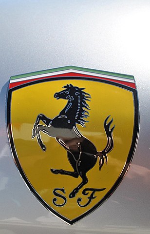 Creación marca Ferrari