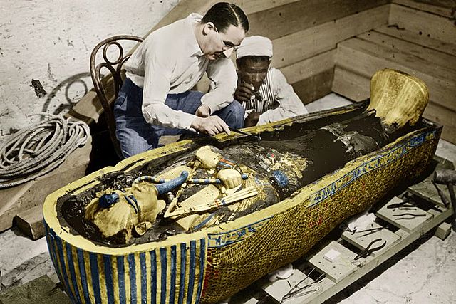 Howard carter descubre la tumba de Tutankamón