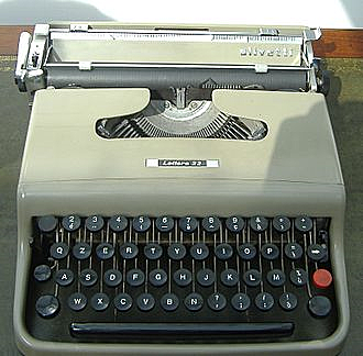 Olivetti Lettera 22