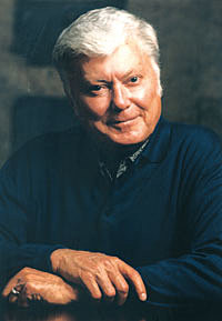 ALAN SHUGART (CREADOR DE LAS MÁQUINA CONTABLES)