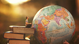 Timeline: Eix Cronològic Socials