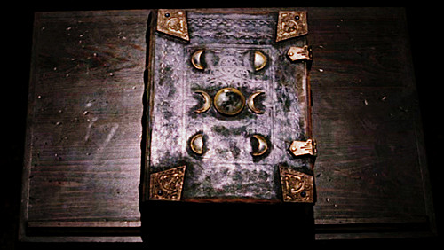 Surelike raamatukogu külastamine