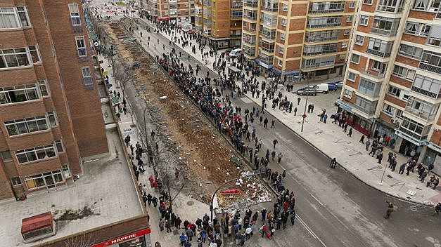 Entrega de 3715 firmas en contra del futuro bulevar