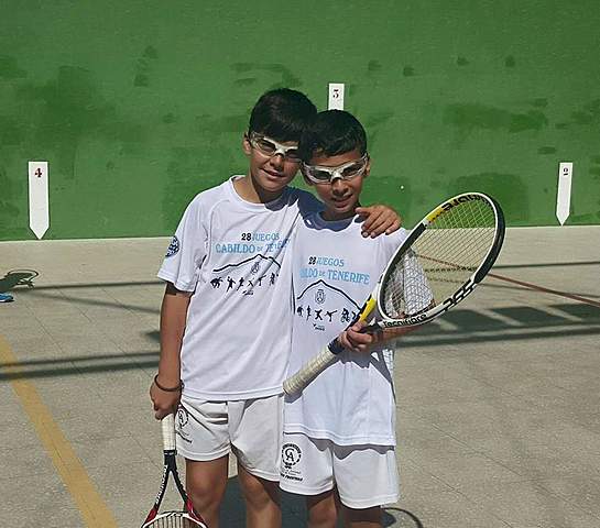 Campeón de Canaras de Frontenis Benjamín.