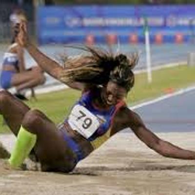 Timeline: SALTO LARGO