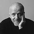Nace Paulo Coelho