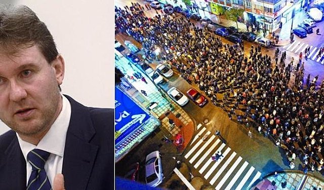 Se exige la dimisión del alcalde, Javier Lacalle.