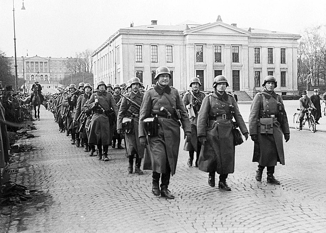 1942 Los Aliados empiezan a contrarrestar el ataque de Alemania y los países del eje