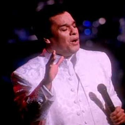 Timeline: Juan Gabriel y sus mejores exitosos