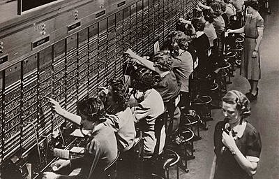 Primera central pública telefónica.