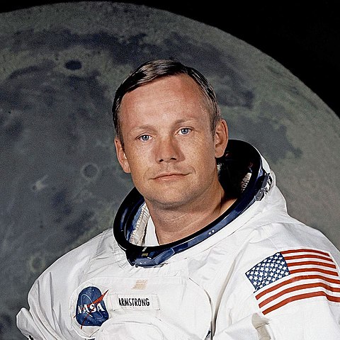 Neil Armstrong és el primer humà en trepitjar la Lluna