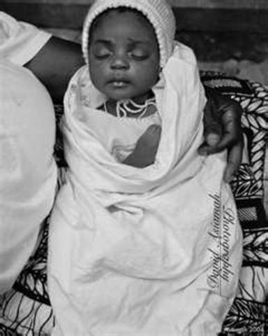 At the age of 16 she had her son Guy