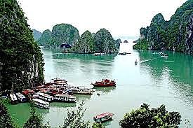 French attack Viet Minh in Haiphong, sparking a war against colonial power.