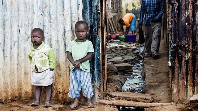 FIN DE LA POBREZA. Para 2030, erradicar la pobreza extrema para todas las personas en el mundo, actualmente medida por un ingreso por persona inferior a 1,25 dólares al día.