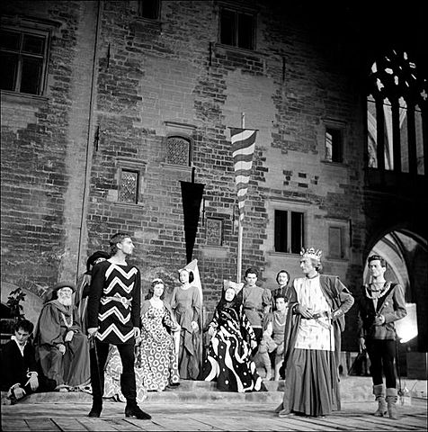 Le théâtre de l'après-guerre