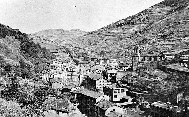 2000 BIZLANTEKO HERRIA IZATERA HELDU ZENEKOA