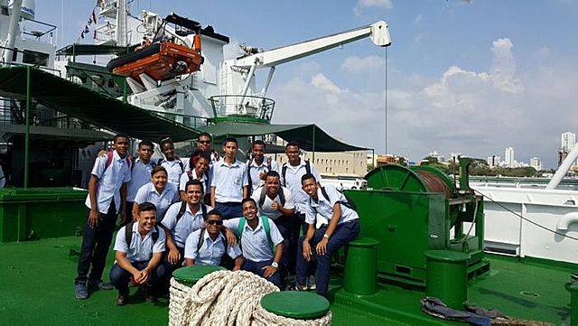 Inaguracion del Centro náutico pesquero para la Costa Pacífica