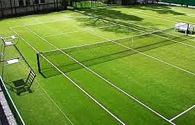 primera cancha de tenis