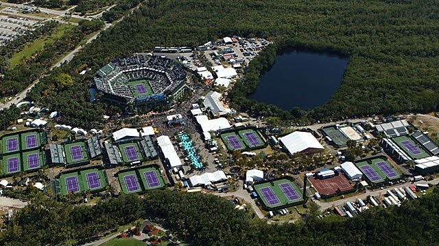 se crea el estadio Crandon Park Tennis Center