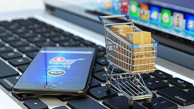 Incrementan los compradores online