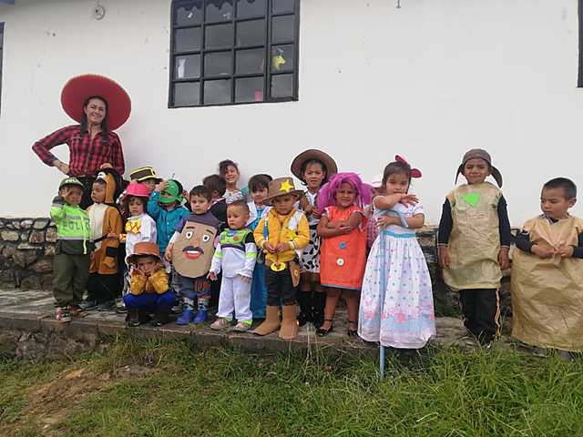 Hogares comunitarios.