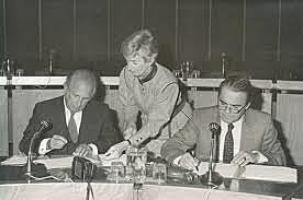 Firma Del convenio de la deuda petrolera en Mexico.