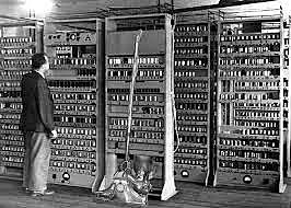 ENIAC - JOHN MAUCHLY Y JOHN ECKERT