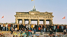 Timeline: Η ιστορία του τείχους του Βερολίνου / Die Geschichte der Berliner Mauer