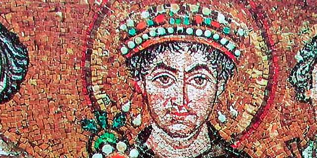 Comienzo del reinado del emperador Justiniano