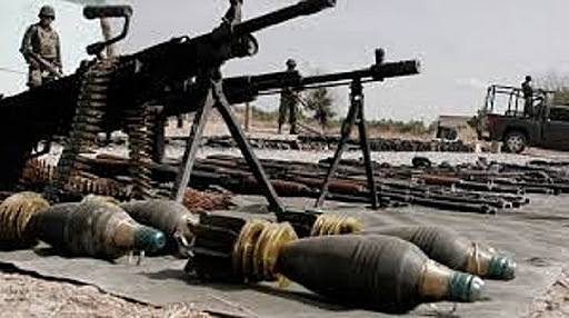 EL ARMAMENTISMO DE LA GUERRA FRÍA