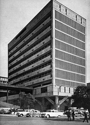 se creo la fundación SENA